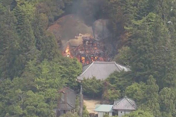 Temple of the "Eternal Flame" in Japan is completely destroyed after fire