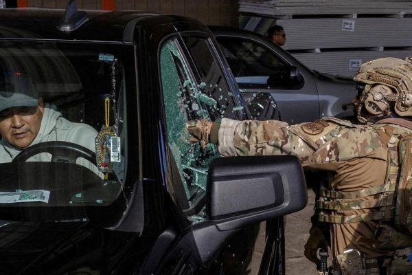 ICE detains the sister of a senior executive of the Cuban military conglomerate Gaesa and takes away her residency
