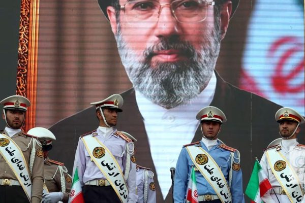 Iran's eternal war: with or without an agreement, the challenge against the US is about to last