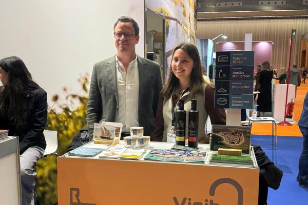 Olhão reinforces tourist promotion at Expovacaciones in Bilbao