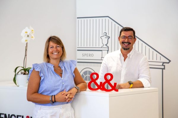 Elisa Ferreira e João Agualusa. Crédito: Foto DR