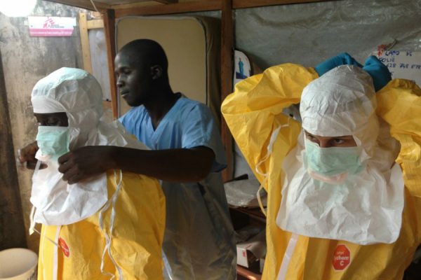 Ebola: 80 dead in new epidemic in DRCongo. Uganda confirms case