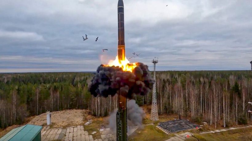What is known about the Oreshnik missile that Russia fired at Kiev