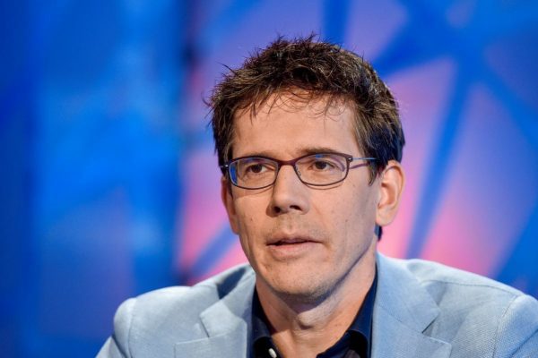 Leader of the Greens in the European Parliament resigns. Had inappropriate relationships with colleagues