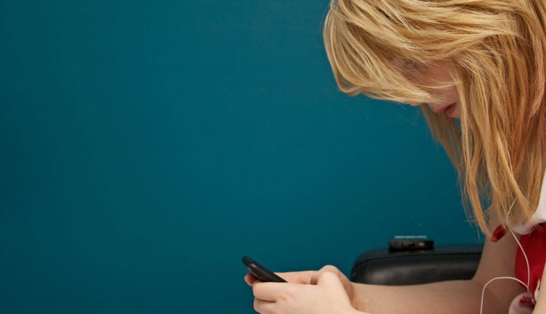 Minimum age to use social media could come into force this summer