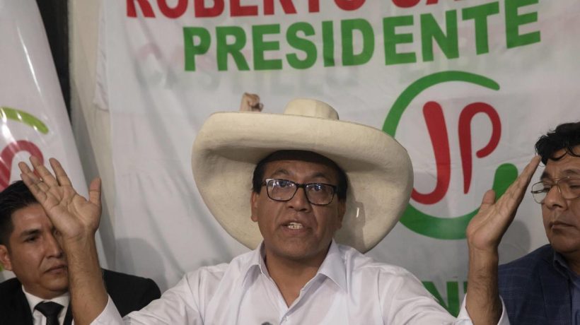 The left-wing candidate for the presidency of Peru, Roberto Sánchez, accused of fraud less than two weeks before the second round with Keiko Fujimori