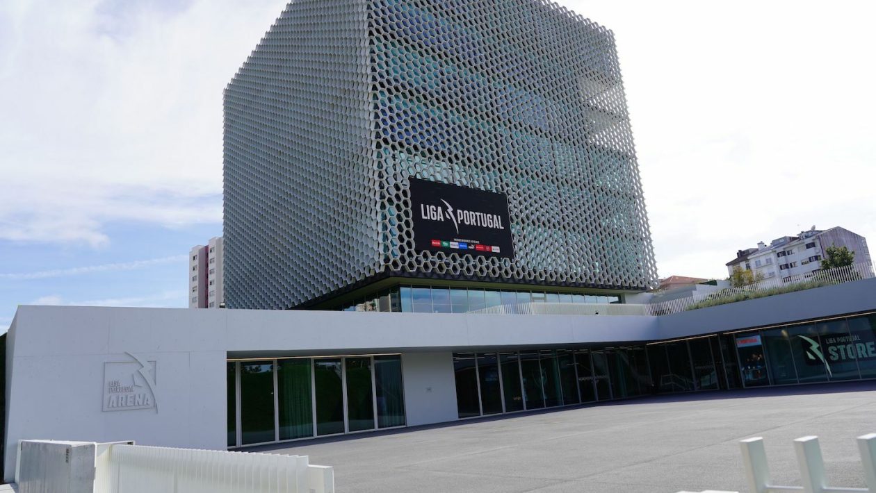 TV channel used Liga Portugal facilities; left without paying