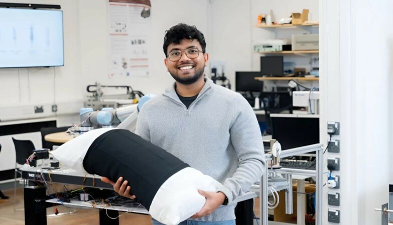 New Vibrating Pillow Cover Alerts the Deaf to Thieves and Home Fires