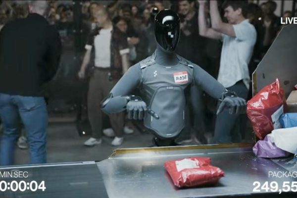 200 hours of work, 250 thousand orders processed, 100% success: Figure AI robots