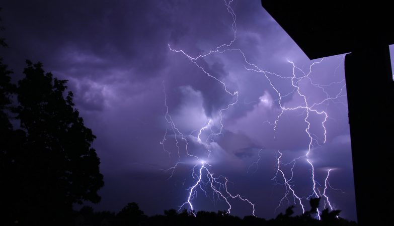 Thunderstorm shook houses in Greater Lisbon