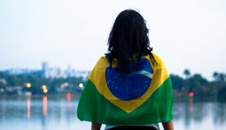 There are more and more Brazilian immigrants leaving Portugal for Spain