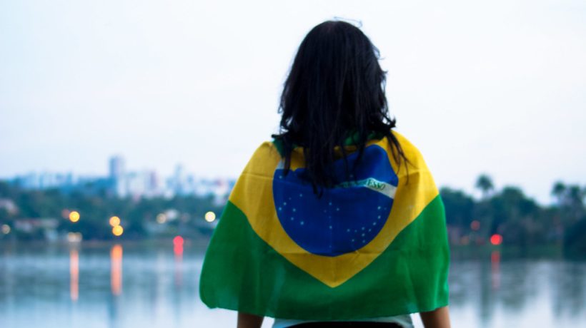 There are more and more Brazilian immigrants leaving Portugal for Spain