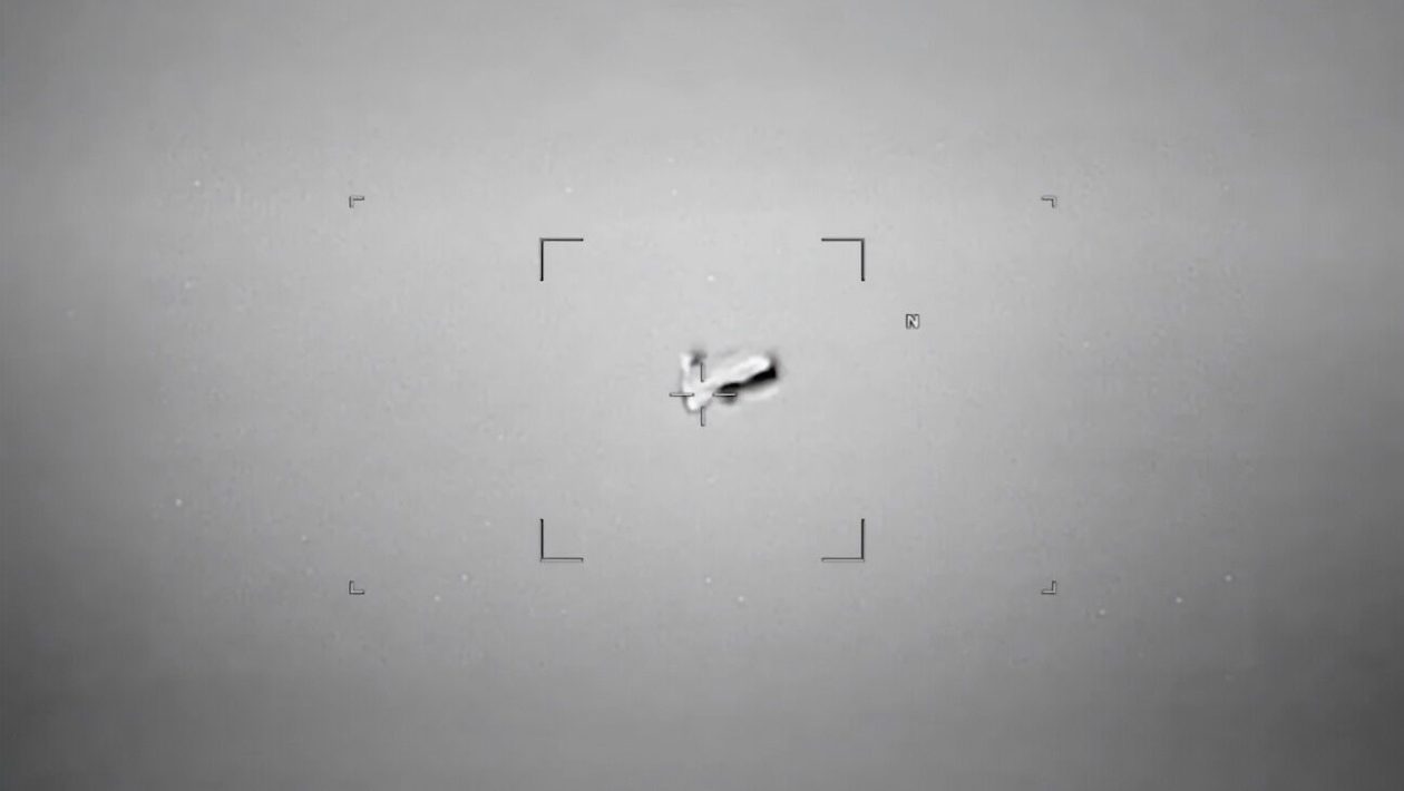 Pentagon releases “huge amount” of unpublished files on UFOs