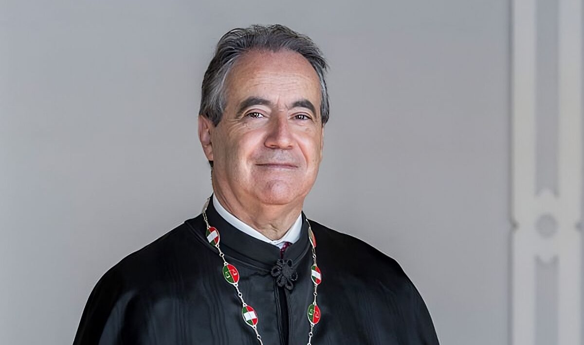 President of the Constitutional Court resigns