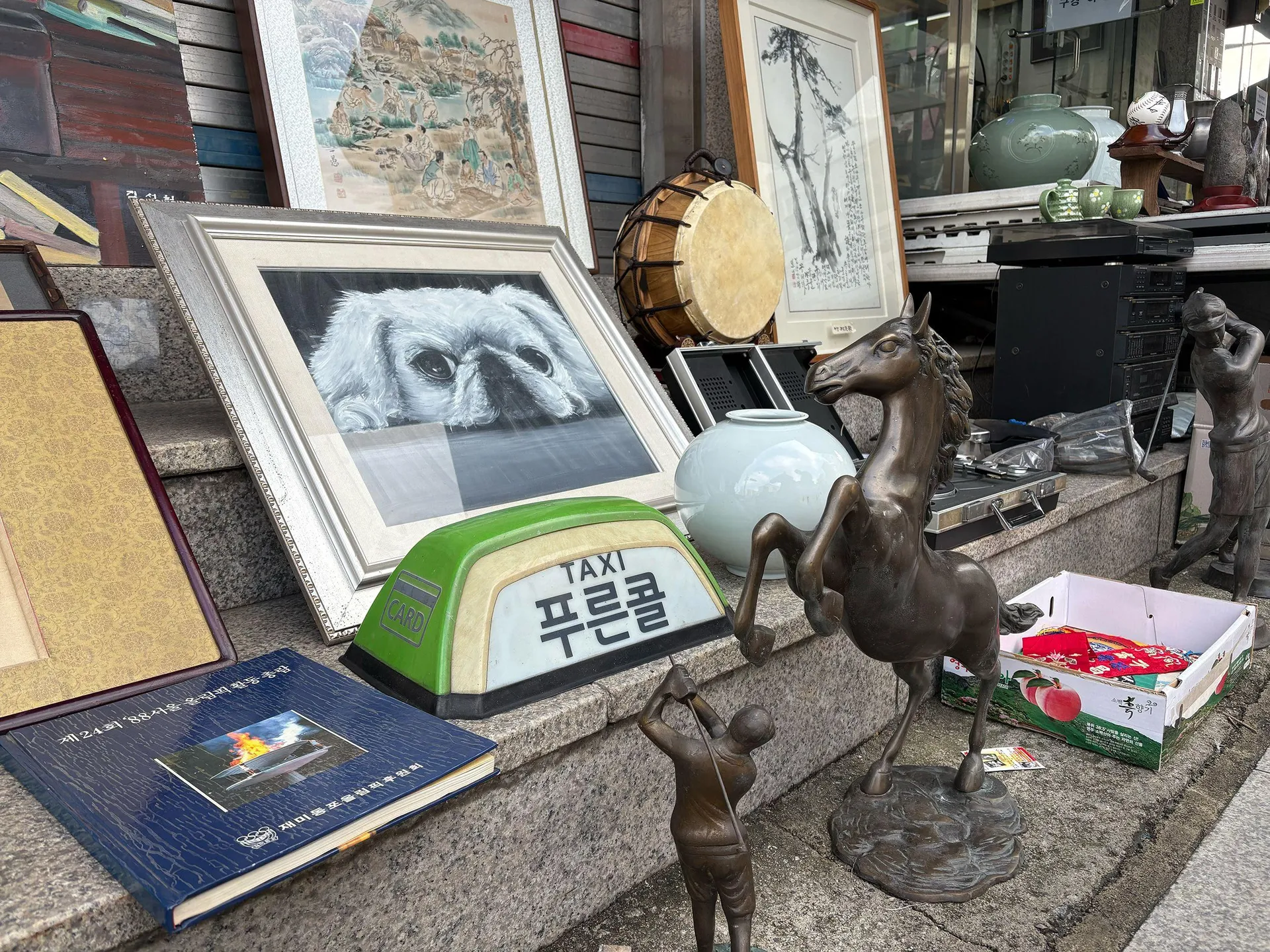 Every weekend there are thousands of people hunting for treasure in these streets