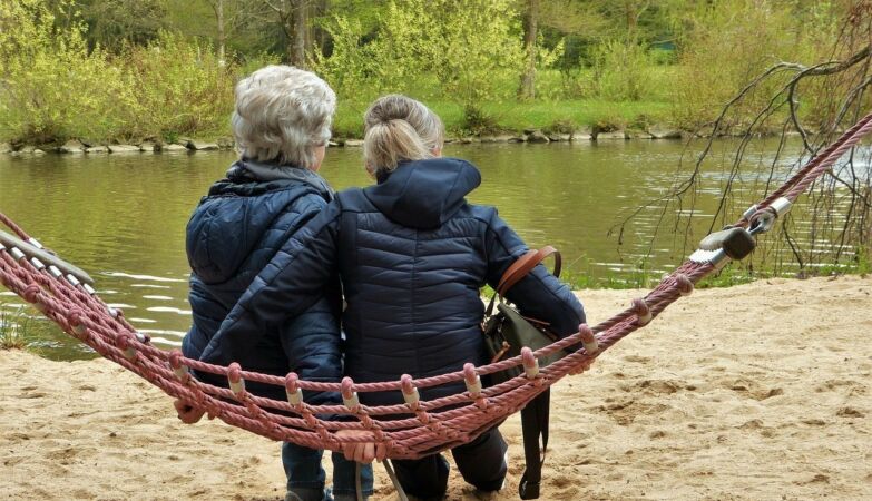 Invisible tax: daughters use up savings to take care of their parents