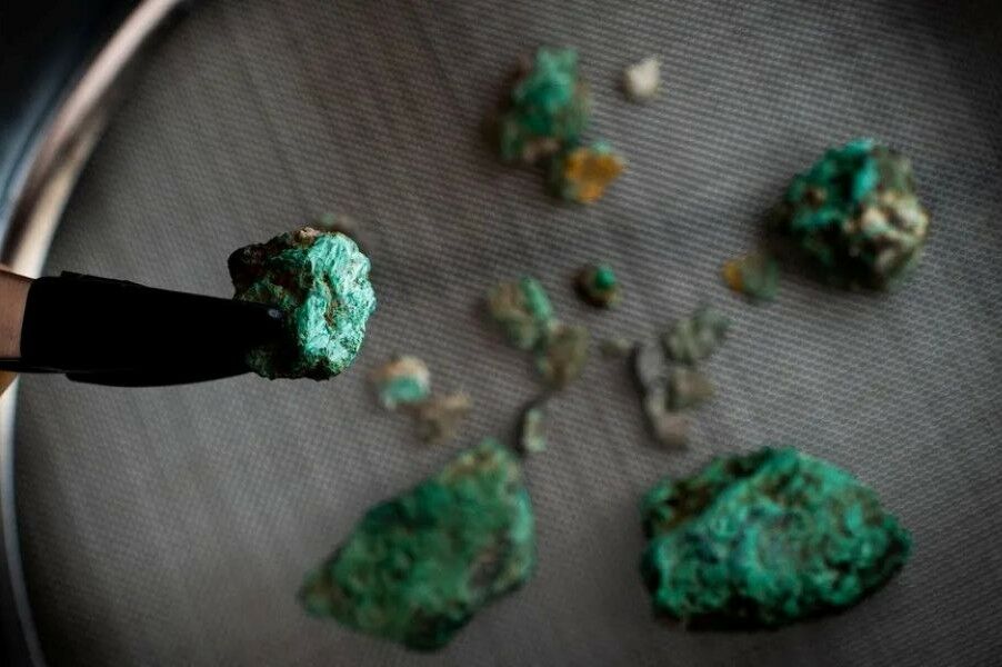 Green rocks found in newly discovered cave in the Pyrenees