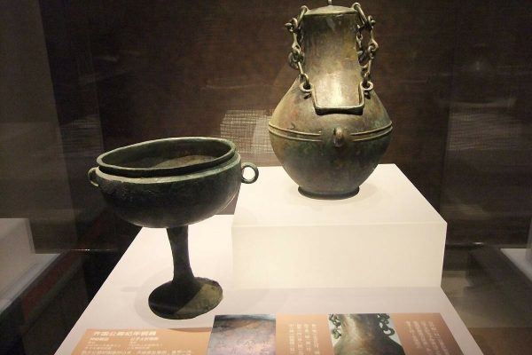 2300-year-old “beer” discovered inside a Chinese tomb