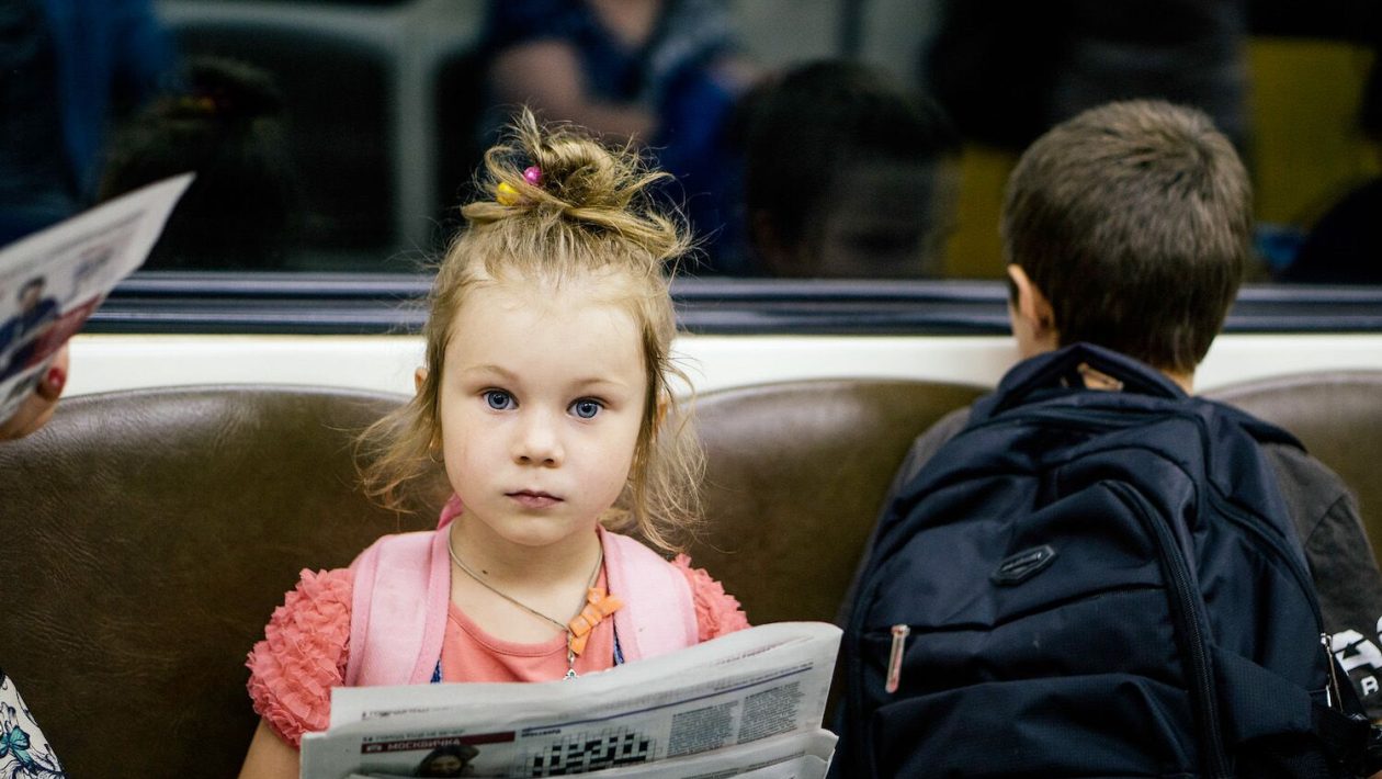 The delicate case of a Ukrainian refugee, her Russian ex-husband and their children who live in Portugal