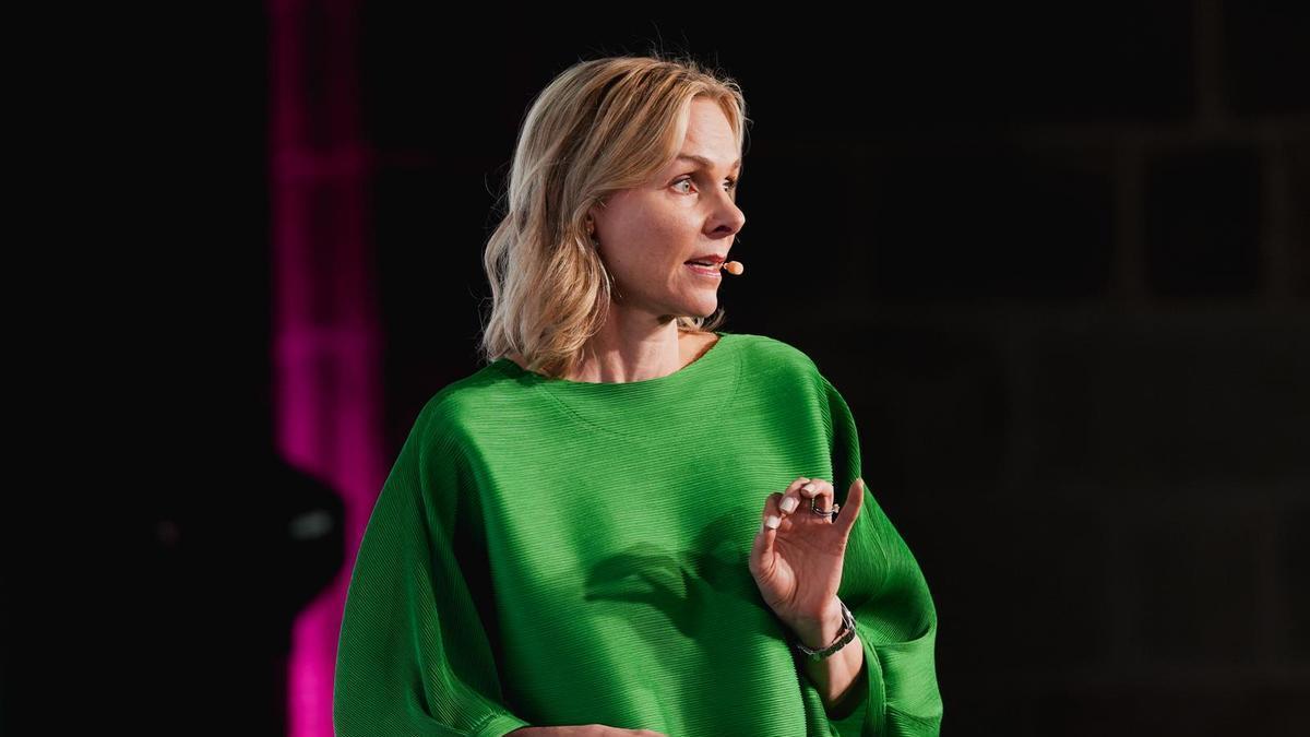 Anu Bradford, jurist: "Musk should not offer its products in Europe if it does not comply with the standards"