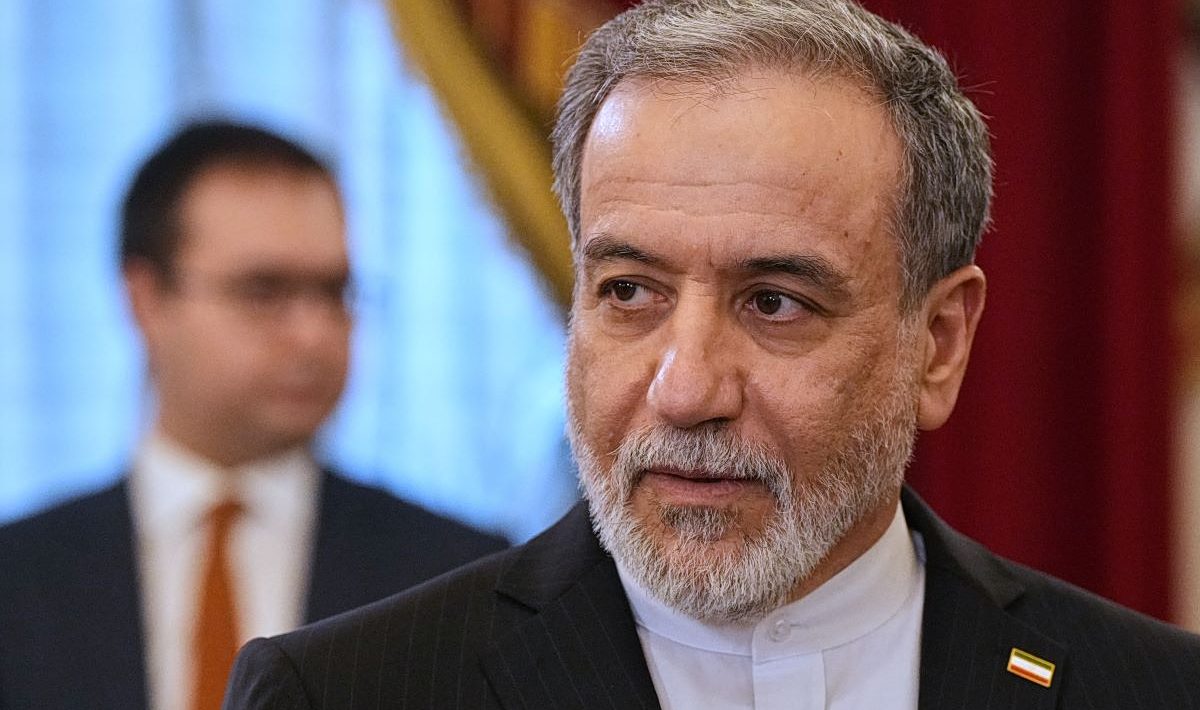 US-Iran on a tightrope amid violations and fire