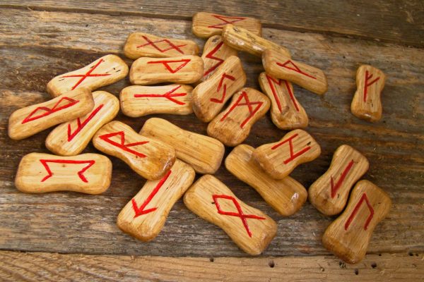 Horoscope of Runes. What the mystical stones convey to you for Friday, May 29