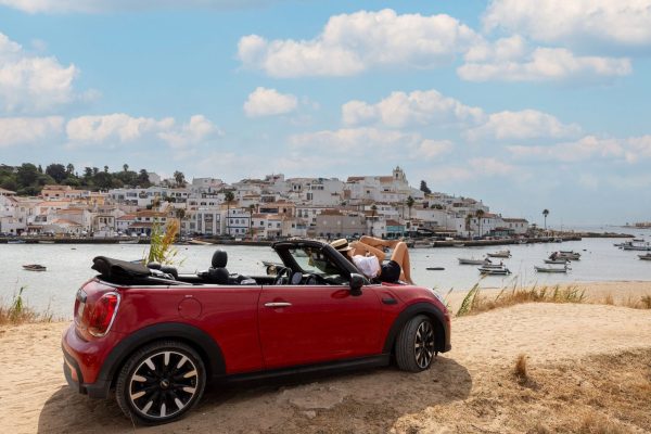 Algarve brings nature and wine tourism to Expovacaciones in Bilbao