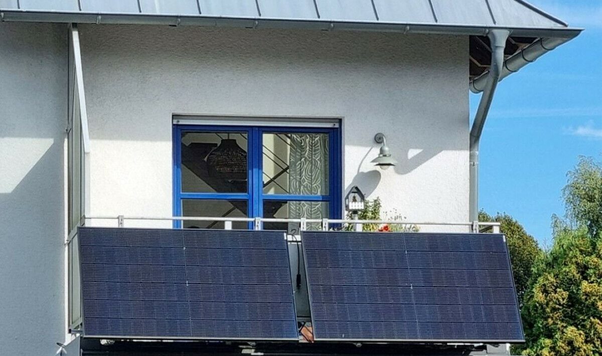 How having solar panels on balconies can help renters and homeowners save money