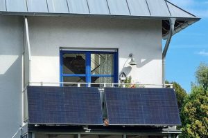 How having solar panels on balconies can help renters and homeowners save money