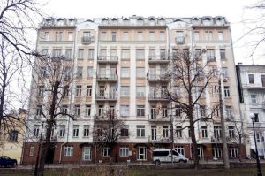 Russia recommends immediate evacuation of embassies and foreigners in Kiev
