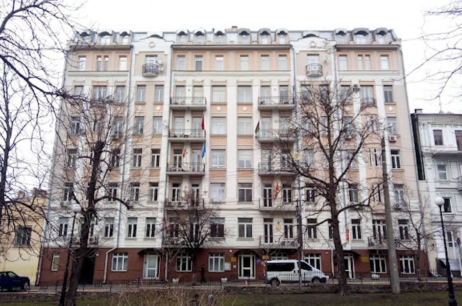 Russia recommends immediate evacuation of embassies and foreigners in Kiev