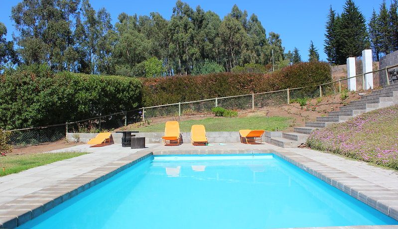 Does a towel mark a place? Tourist wins lawsuit and R$980 in “sun lounger war”