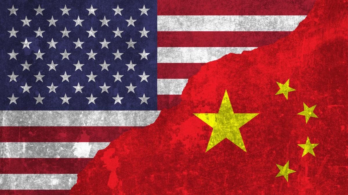 Chinese citizens agree before the Trump-Xi summit in Beijing: "We hate Trump. We welcome Putin. And Sánchez. Not Trump"