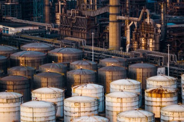 OPEC announces an increase in crude oil production of 188,000 barrels per day due to the closure of Hormuz