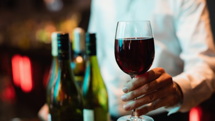 This wine won the “Best of the Year” award, it is drunk accompanied by pork or beef and the price can surprise you.