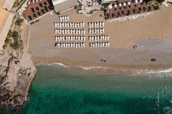 Reuters: Greece in "safe havens" for the summer - How the war in Iran affects tourism