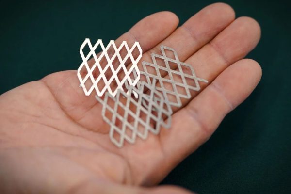 New stainless steel produces green hydrogen from water