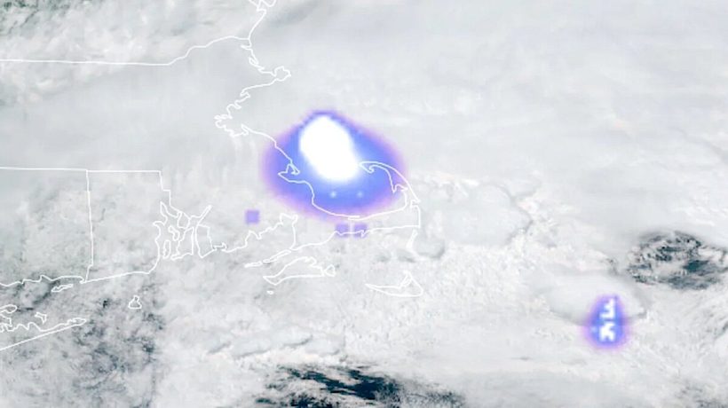 Meteor explodes off the coast of Massachusetts. Heard across the state