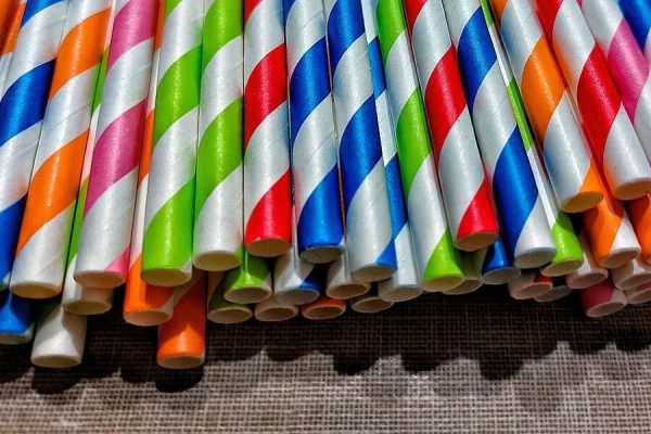 Teenager filmed himself licking straws and put them back in place. Risks two years in prison