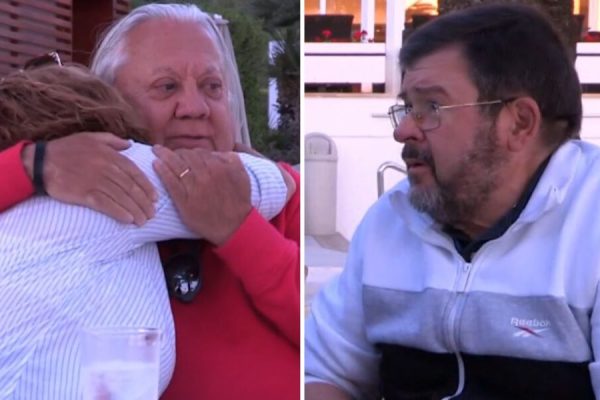 Married. "Ordinary…". Carlos hugs Quinita after a tense moment and 'destroys' Antônio