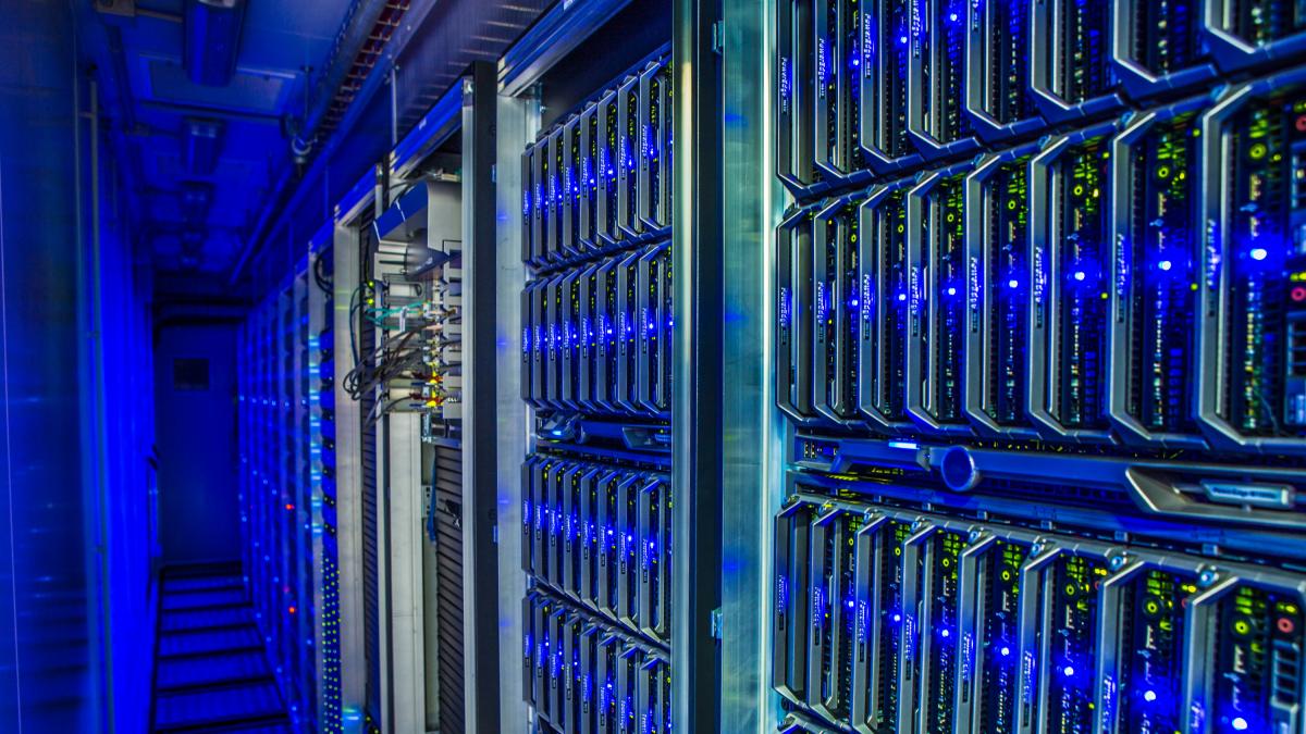 35 MEPs accuse the EU of hiding the enormous environmental impact of macro data centers by copying the technology companies' arguments word for word