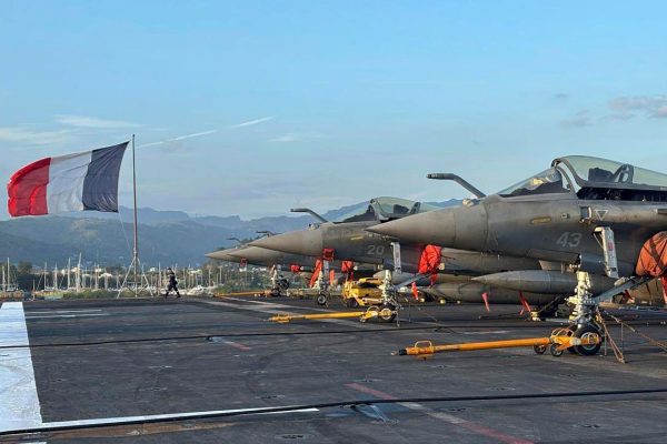 Charles de Gaulle arrived in the Arabian Sea: Message of readiness from France for the Straits