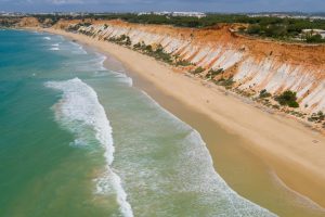 Praia da Falésia. Crédito: Turismo do Algarve
