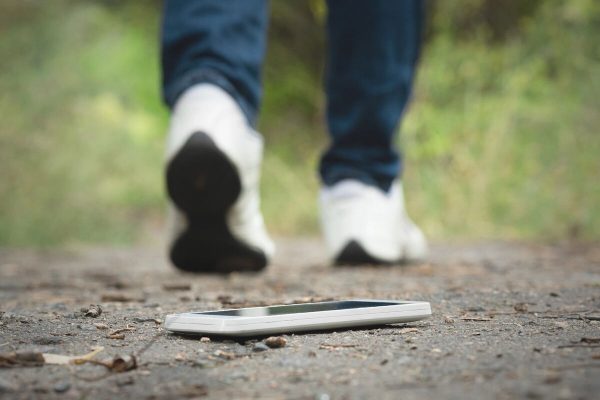 PS wants a person to answer the customer on the phone – not a machine