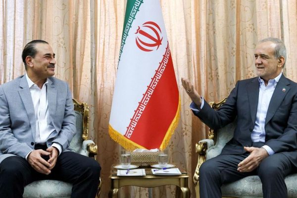 The US and Iran finalize the details of an agreement that will end the war and give way to negotiations on the nuclear program