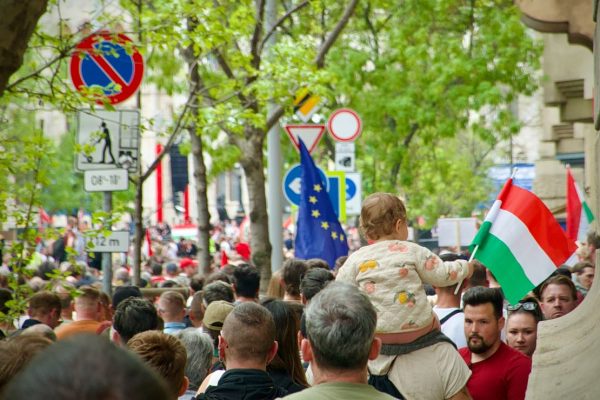 Ζακ Ρουπνίκ: «Τα ανελεύθερα κινήματα μπορούν να ηττηθούν στις κάλπες»