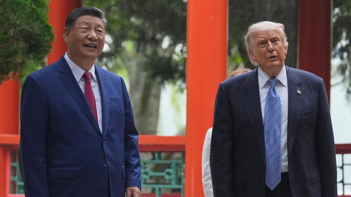 Donald Trump says he and Xi share a "similar" vision on ending the war in Iran