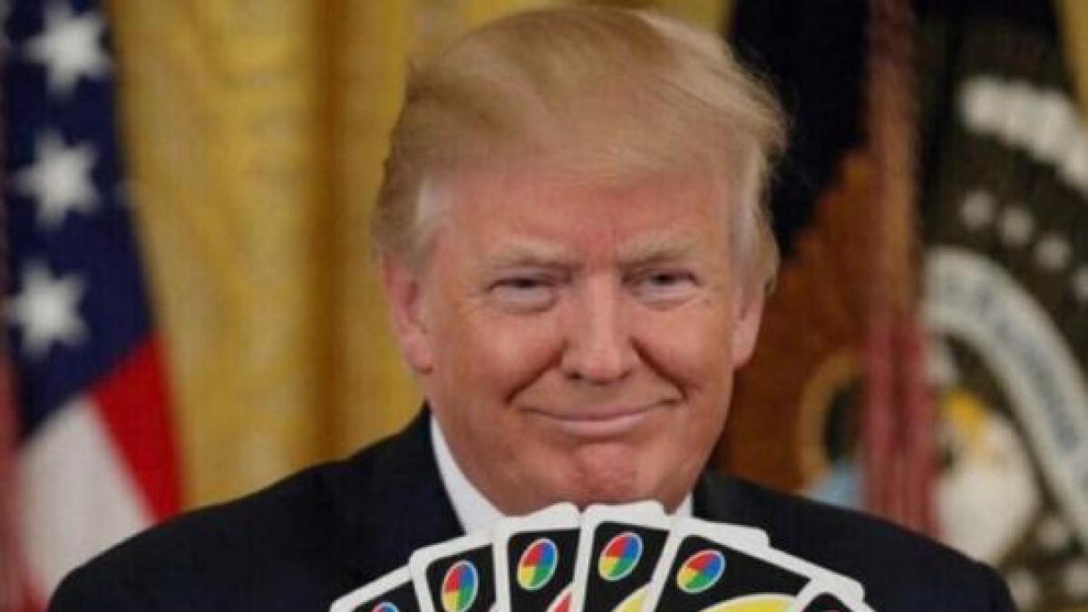 "I have all the cards": Trump boasts of being the king of UNO but they discover that he does not know the rules