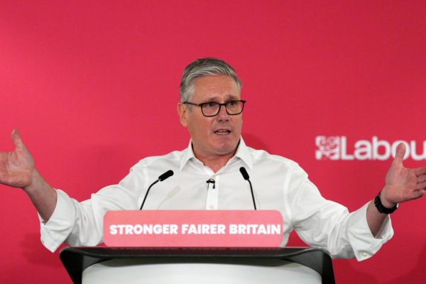 Starmer refuses to resign amid Labor storm left by minister's resignation