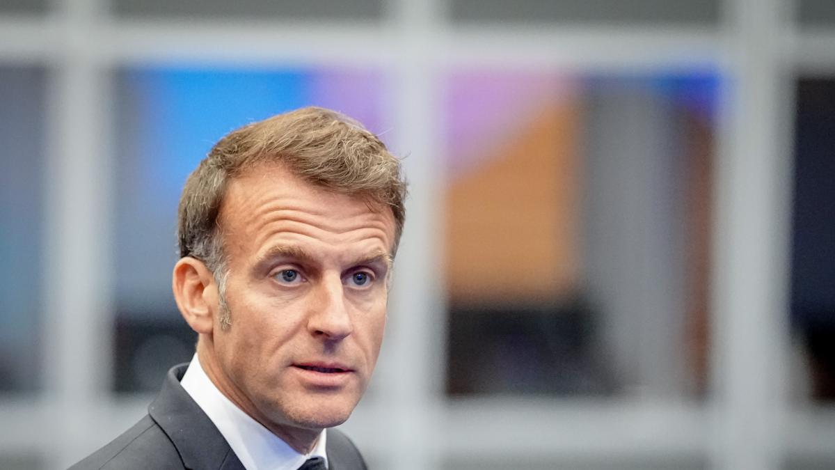 Macron breaks the front with Germany and charges against the accelerated repayment of European debt: "We went into debt due to the pandemic and now some are telling us to pay quickly, it's idiotic"